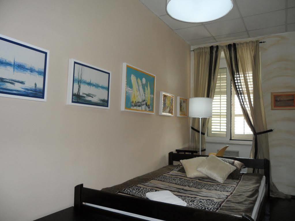 Hostel Morcic Ri ริเยกา ภายนอก รูปภาพ